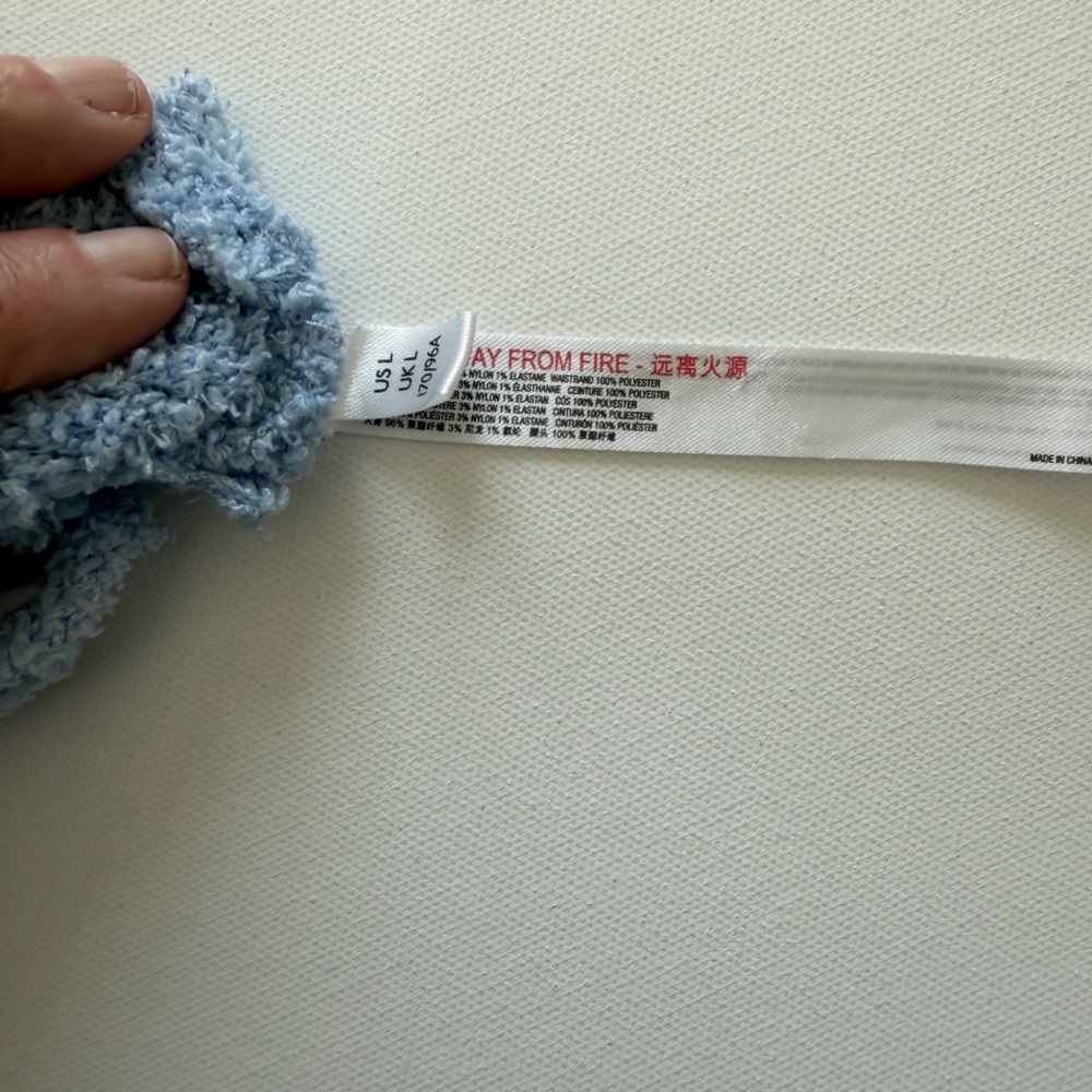 Urban Outfitters Out From Under Fuzzy Blue Bralette Size L Cozy Lounge Y2K - Picture 6 of 7